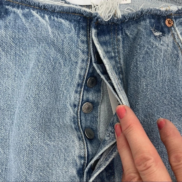 New EB Denim Vintage Levi’s 501 Bandless Jean Distress Light Wash NWT Women’s 29 - Picture 8 of 16